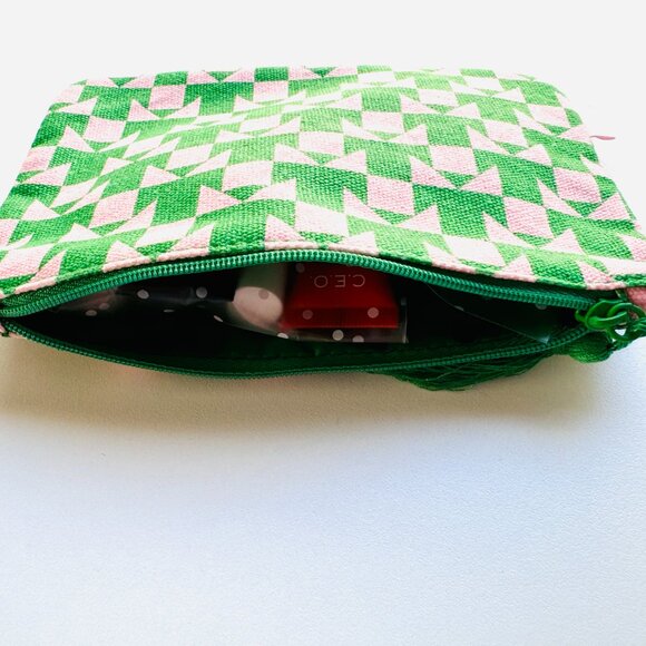 3440 SUNDAY RILEY DELUXE SAMPLE SIZE BUNDLE LOT KIT WITH MAKEUP COSMETIC BAG - Picture 4 of 5